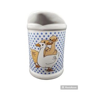 Vtg New Avenues Laurelwood Geese Measuring Pitcher Country Decor White Ceramic